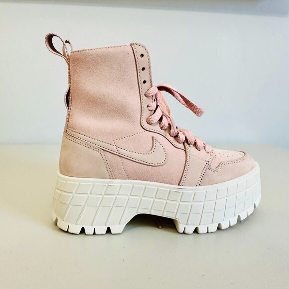 NEW NIKE AIR JORDAN 1 BROOKLYN  HIGH TOP LIGHT PINK BARBIECORE BOOTS - Picture 3 of 11